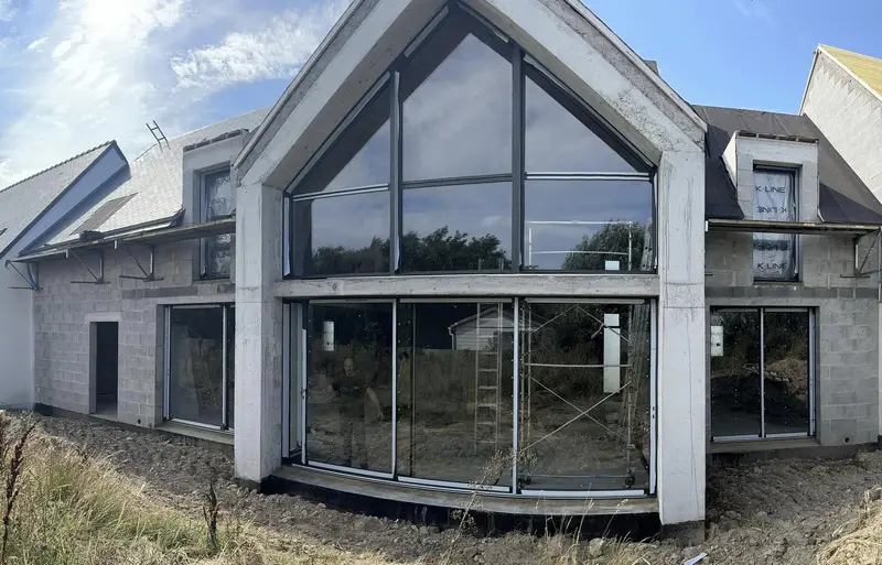 Pignon entièrement vitré, maison neuve